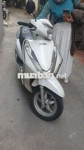 Honda Lead màu Trắng