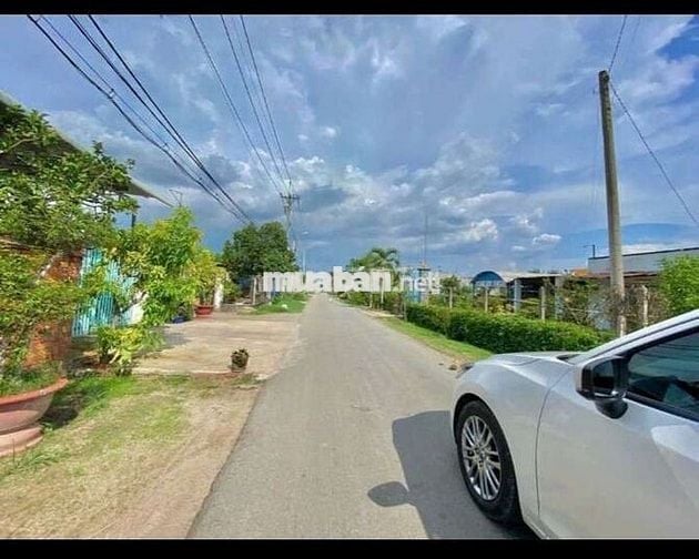 Chủ Ngộp Bán Lô Đất Giá Mềm Chỉ 600tr Gần Chợ Trảng Bàng.DT115m2,SHR