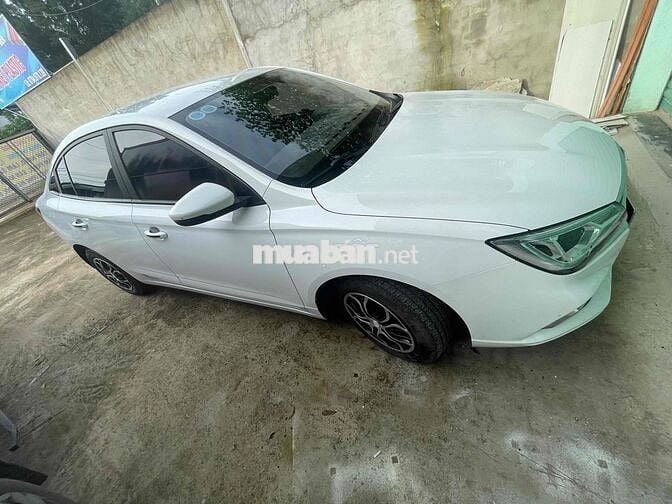 MG MG5 2023 MT - 45000 km