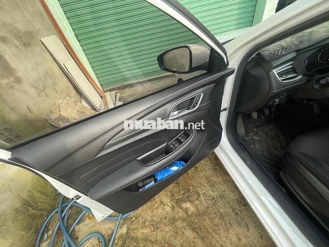 MG MG5 2023 MT - 45000 km