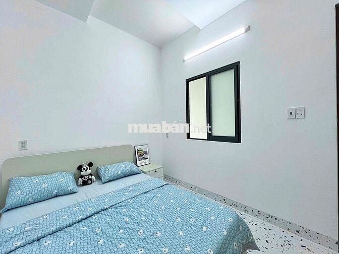 Cho thuê căn hộ 2 phòng ngủ chưa bóc seal ngay cầu nguyễn văn cừ