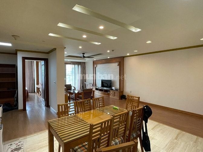 Bán gấp căn hộ Mandarin Garden,125 triệu/m2,140m, Cầu Giấy, siêu rẻ