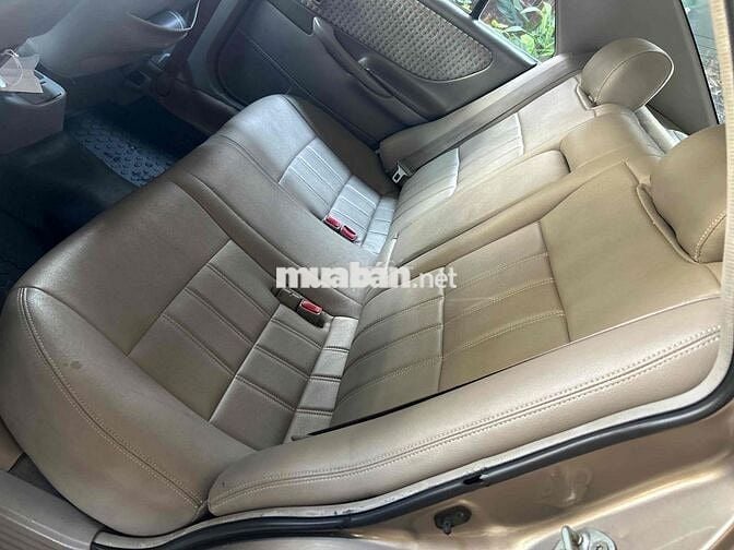 Mazda 626 2003 xe gia đình ít sử dụng