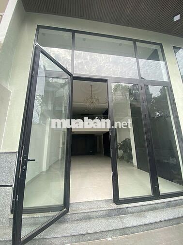 ✅ Nhà Đẹp Giá Hời_HXH Phổ Quang_5,5x25m_Trệt 4 Lầu_Thang Máy.