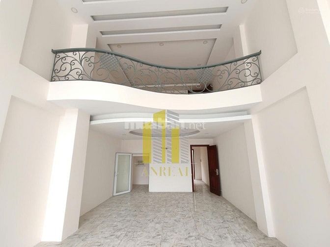 🏢 CHO THUÊ NHÀ VĂN PHÒNG HẦM, THANG MÁY, 5 LẦU – GIÁ CHỈ 30 TRIỆU