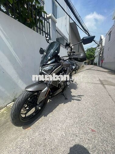 Cần bán z300 touring 30k km