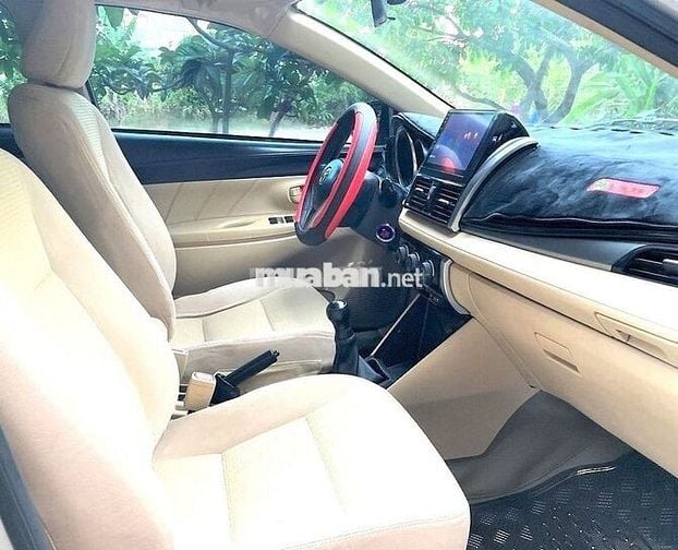 Bán Vios 1.5E 2018 màu bạc Zin xe gia đình: 265tr