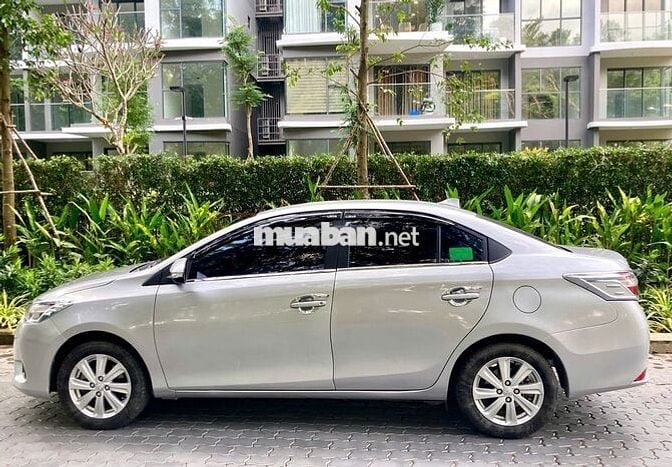 Bán Vios 1.5E 2018 màu bạc Zin xe gia đình: 265tr