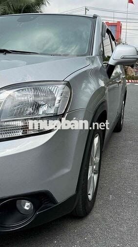 Chevrolet Orlando Bạc 7 chỗ