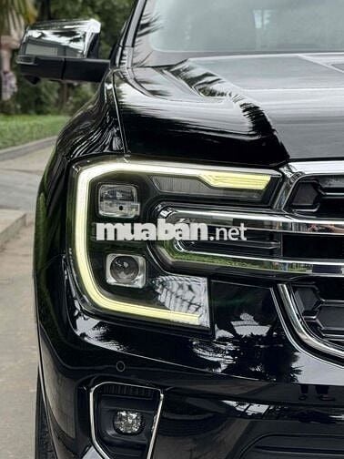 🚘 Ford Everest 2022 Titanium 4x4 1 chủ siêu đẹp 🚘