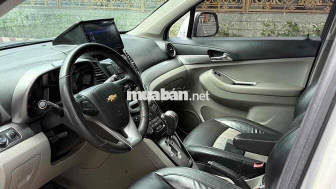 Chevrolet Orlando Bạc 7 chỗ