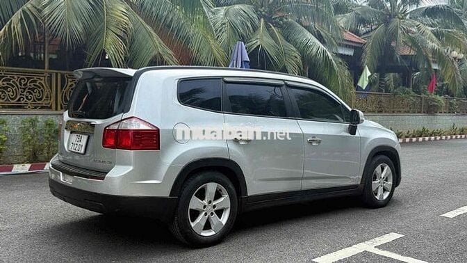 Chevrolet Orlando Bạc 7 chỗ