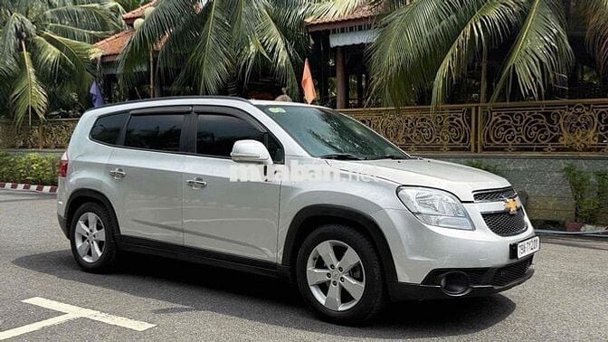 Chevrolet Orlando Bạc 7 chỗ