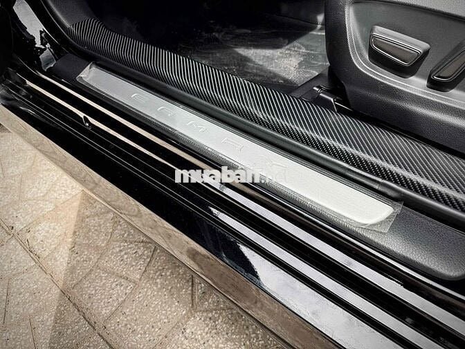 🚘 Toyota Camry 2.5Q 2023 Đen 14.000 km