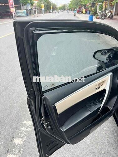 Toyota Corolla Altis 2015 1.8G Đen 92000 km