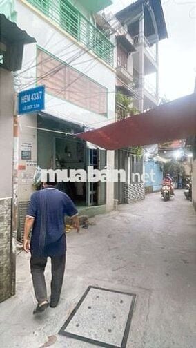 BÁN NHÀ CẤP 4, 4 PHÒNG TRỌ CHO THUÊ, HUỲNH TẤN PHÁT,QUẬN 7,NHỈNH 8 TỶ