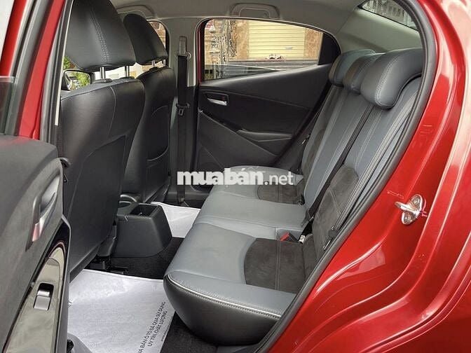 Mazda 2 Luxury 2022 Đỏ Candy Siêu Lướt 5.200km