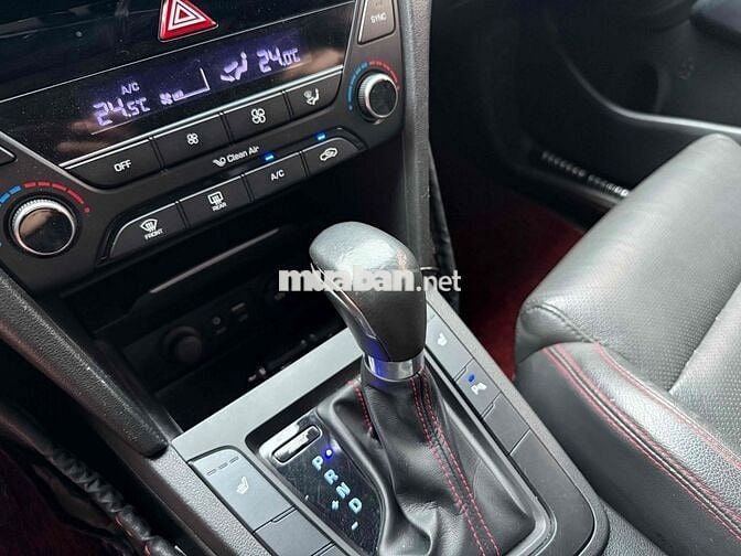 Hyundai Elantra 2018 1.6 AT Sport - 51000 km