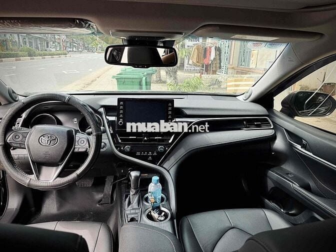 🚘 Toyota Camry 2.5Q 2023 Đen 14.000 km