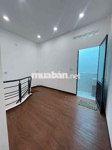 Bán nhà 2 tầng, 3PN ( có phòng trệt ), đường 14 thông Lê Văn Quới