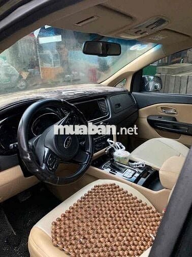 Kia Sedona 2016 2.2L DAT - 80000 km