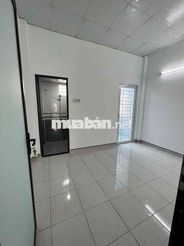 nhà 4x15m 1 lầu 3pn 2wc, hẻm xe hơi đường Liên Khu 5 6. Bình Tân