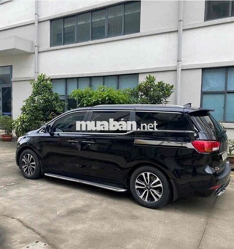 Kia Sedona 2016 2.2L DAT - 80000 km