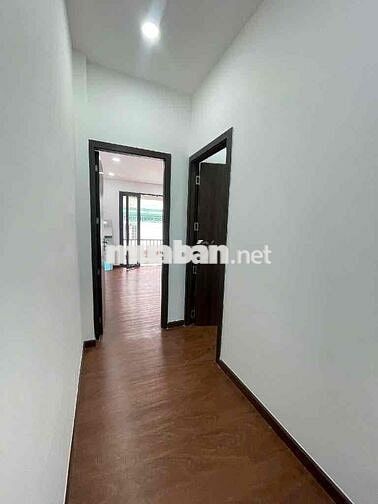 Bán nhà 2 tầng, 3PN ( có phòng trệt ), đường 14 thông Lê Văn Quới