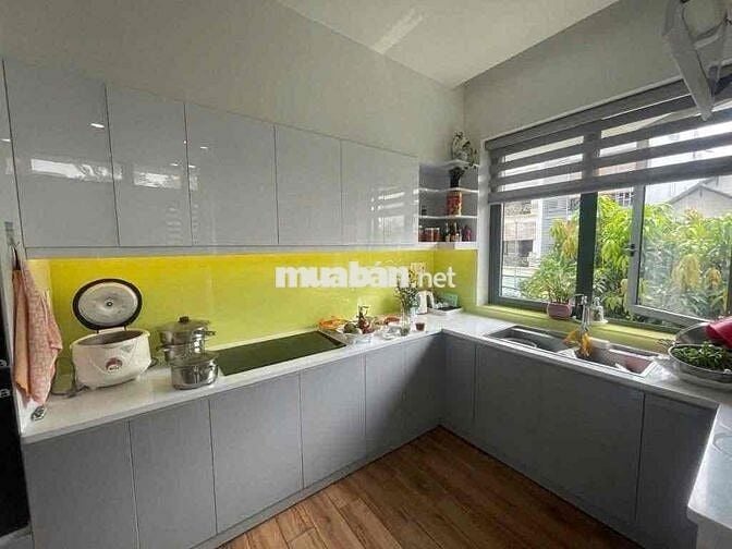 🌺Cần bán nhà góc 2 MTKD KDC Lê Thành . DT : 10m*17m . Giá bán : 18 tỷ