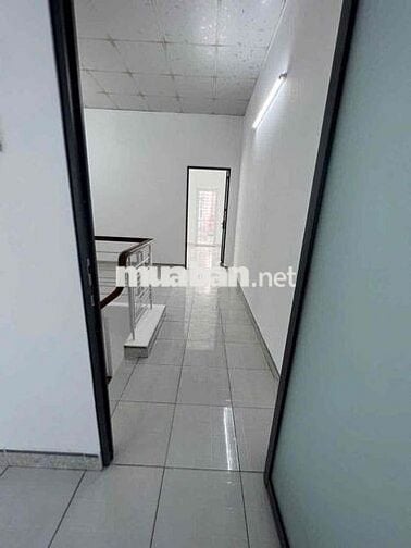 nhà 4x15m 1 lầu 3pn 2wc, hẻm xe hơi đường Liên Khu 5 6. Bình Tân