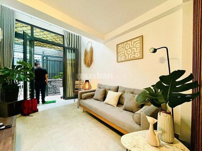 Bán nhà cực rẻ đường Trần Bình Trọng, Quận 5, 49m2,SHR giá 3 tỷ 850 TL