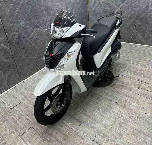 SH Ý 2010 150i SM104 HSCT