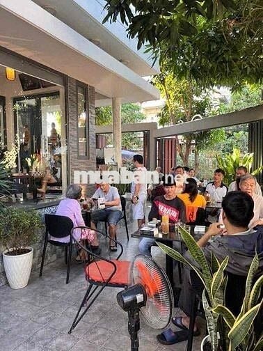 🌺Cần bán nhà góc 2 MTKD KDC Lê Thành . DT : 10m*17m . Giá bán : 18 tỷ