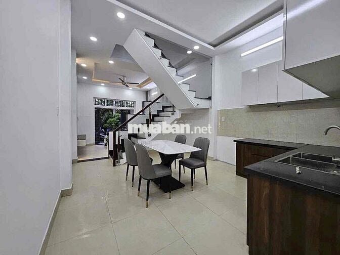 Nhà Đẹp Hẻm To tại thạnh xuân Quận 12