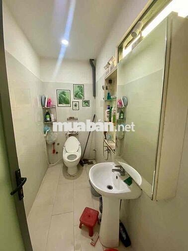 Nhà 2 tầng thổ cư 87m² – phù hợp gia đình có người lớn tuổi cần phòng