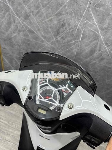 SH Ý 2010 150i SM104 HSCT