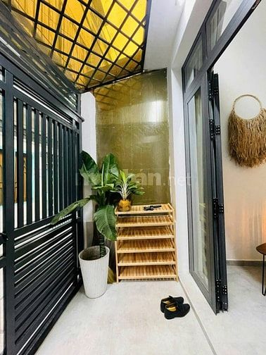 Bán nhà cực rẻ đường Trần Bình Trọng, Quận 5, 49m2,SHR giá 3 tỷ 850 TL