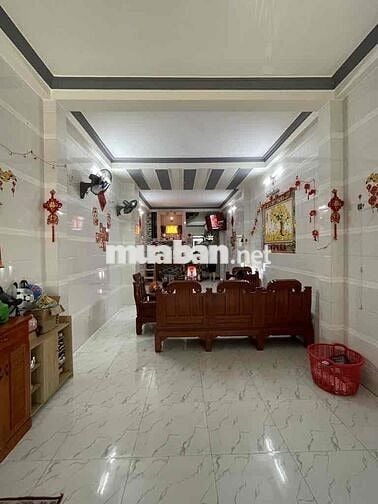 Nhà 2 tầng xây mới 4x12, MTKD đối diện công viên Hồ Trái Tim, 4T4