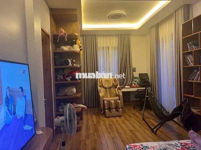 🌺Cần bán nhà góc 2 MTKD KDC Lê Thành . DT : 10m*17m . Giá bán : 18 tỷ