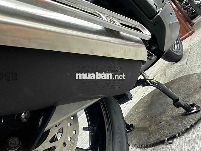 SH Ý 2010 150i SM104 HSCT