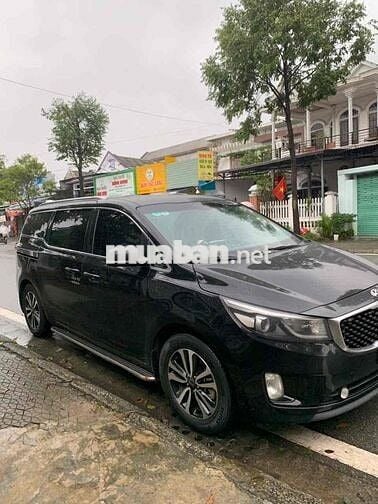 Kia Sedona 2016 2.2L DAT - 80000 km