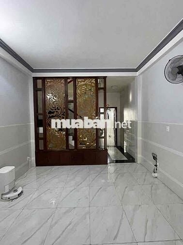 Nhà 2 tầng xây mới 4x12, MTKD đối diện công viên Hồ Trái Tim, 4T4