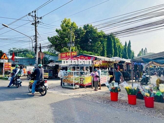 Bán đất mặt tiền DH507 ngay ủy ban Phú Giáo -Bình Dương . 250m2/600tr