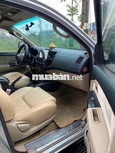 Toyota Fortuner 2016 2.4G 4x2 MT - 88000 km