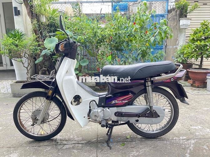 Honda Dream Tím trắng