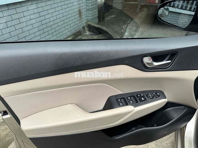 Hyundai Accent 2021 1.4 AT - 60000 km