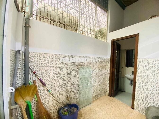 Nhà Mặt Tiền gần Parc Mall Q8, Ngan 4m dài 17,5m, Dòng tiền 18tr/thang