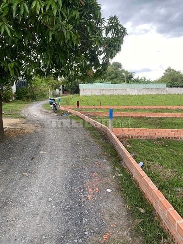 ĐẤT BÁN CHÍNH CHỦ ĐỨC HÒA CHỈ 620TR CÓ SỔ RIÊNG ĐƯỜNG THÔNG 