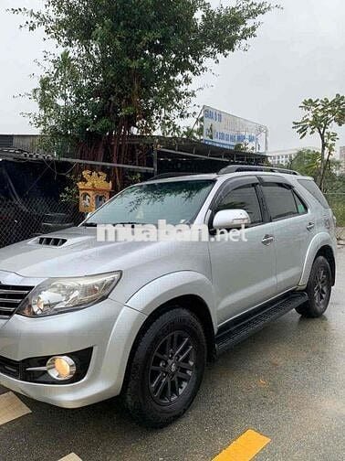 Toyota Fortuner 2016 2.4G 4x2 MT - 88000 km