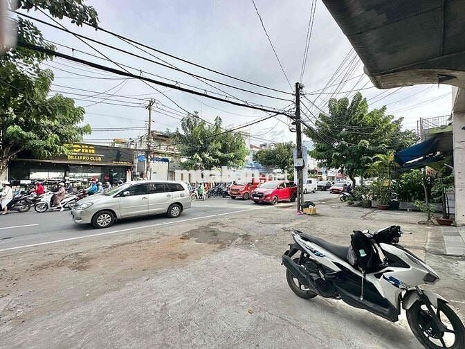 Mặt Bằng Sát BX Miền Đông, Chính Chủ Cho Thuê Rẻ